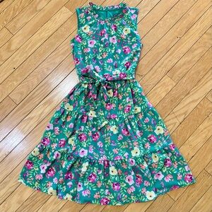 Jessica Howard Green Floral Sleeveless Belted Dress